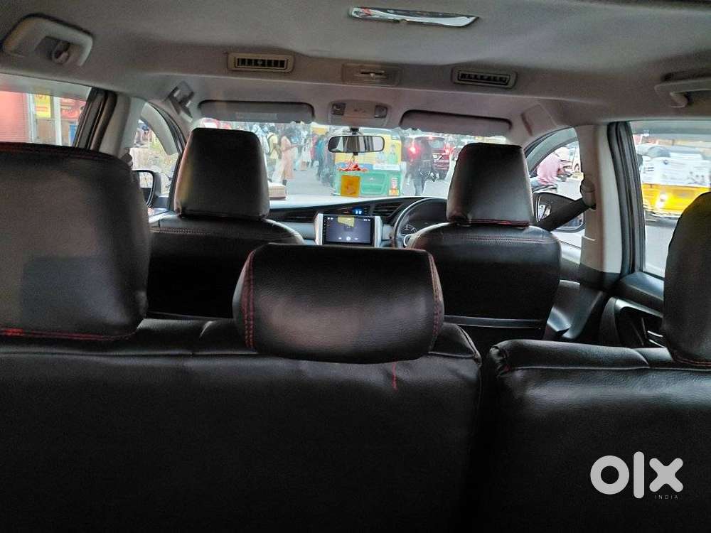 Toyota Innova Crysta 2.4 G Mt 8s, 2016, Diesel