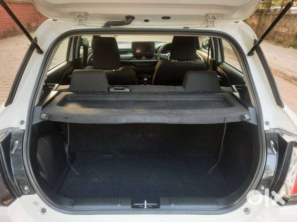 Maruti Suzuki Swift Vxi Ags, 2025, Petrol