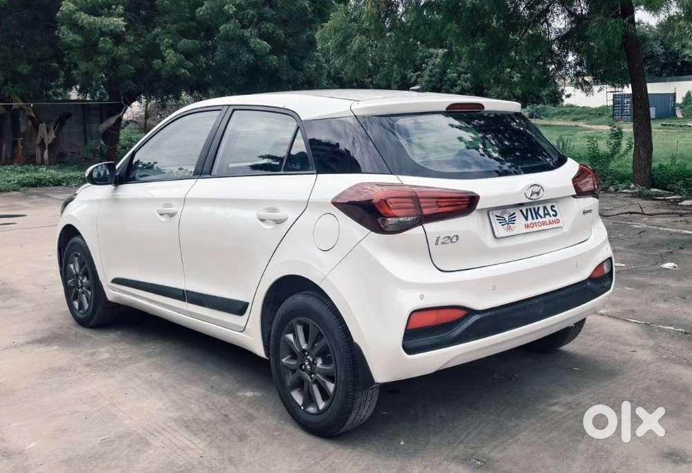 Hyundai Elite I20 1.2 Sportz Plus Vtvt Cvt, 2019, Petrol