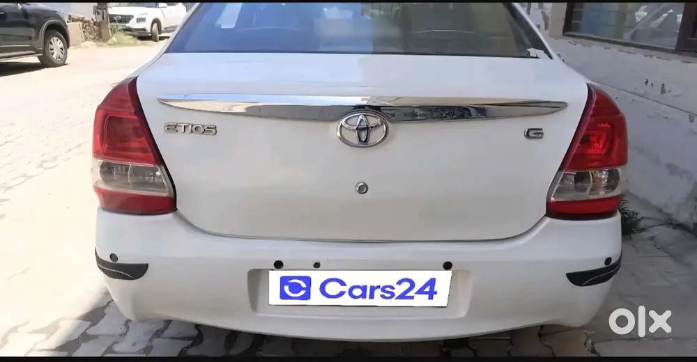 Toyota Etios 2013 Petrol Well Maintained