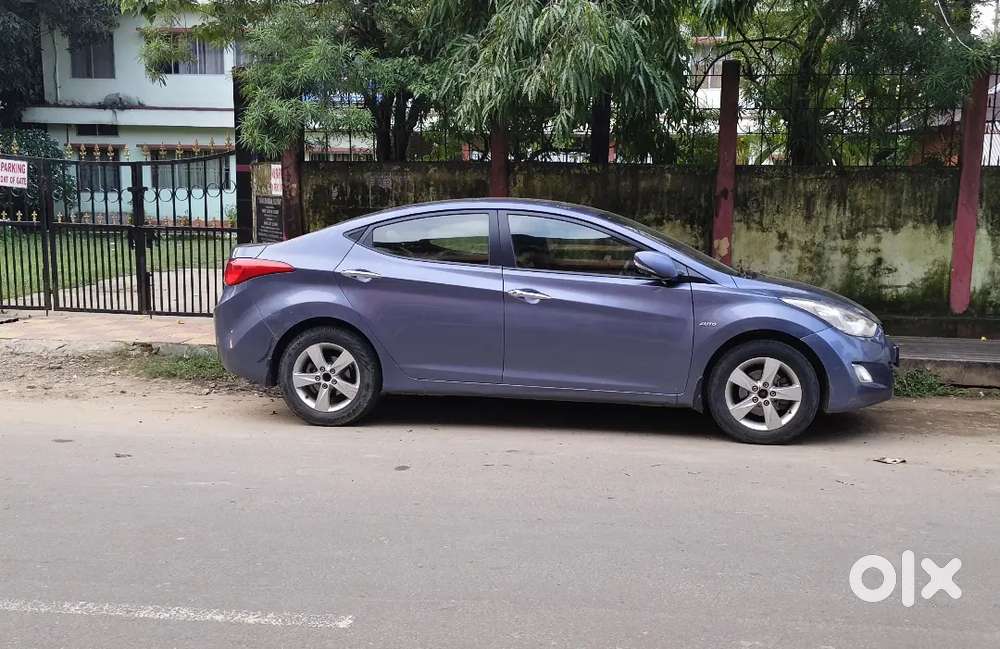 Hyundai Elantra 2013 Petrol 74000 Km Driven