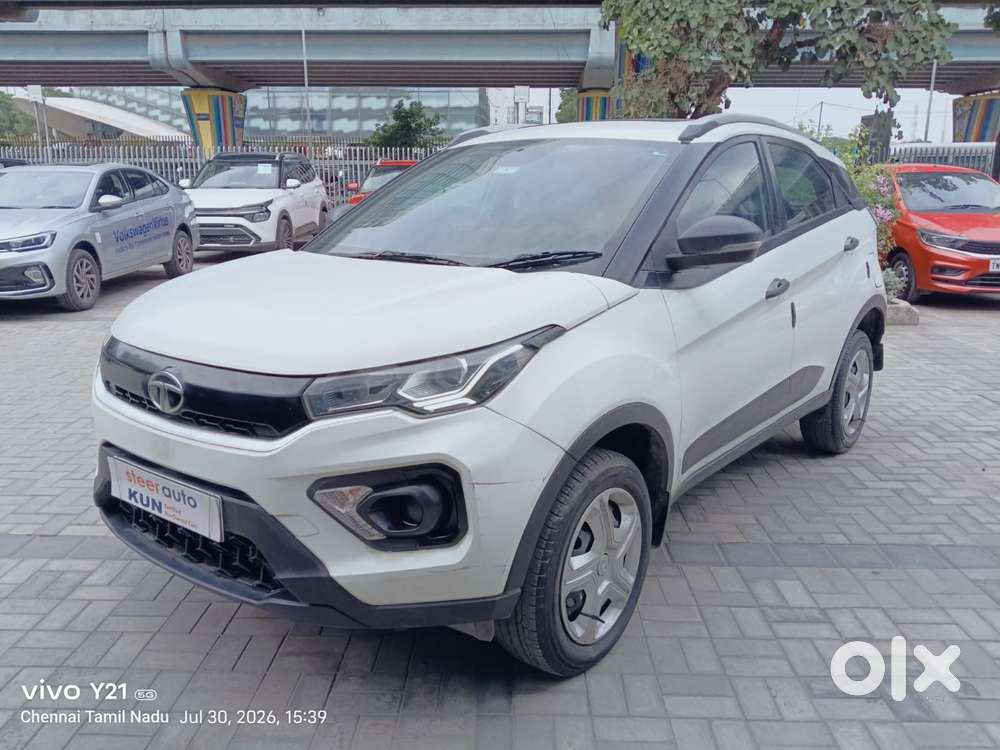 Tata Nexon 1.2 Revotron Xm (s), 2023, Petrol