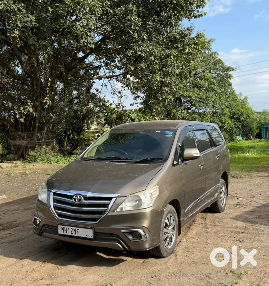 Toyota Innova 2015 Diesel Well Maintained