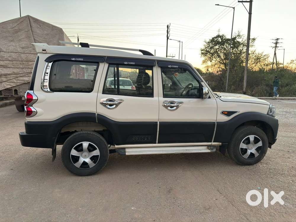 Mahindra Scorpio S3, 2019, Diesel