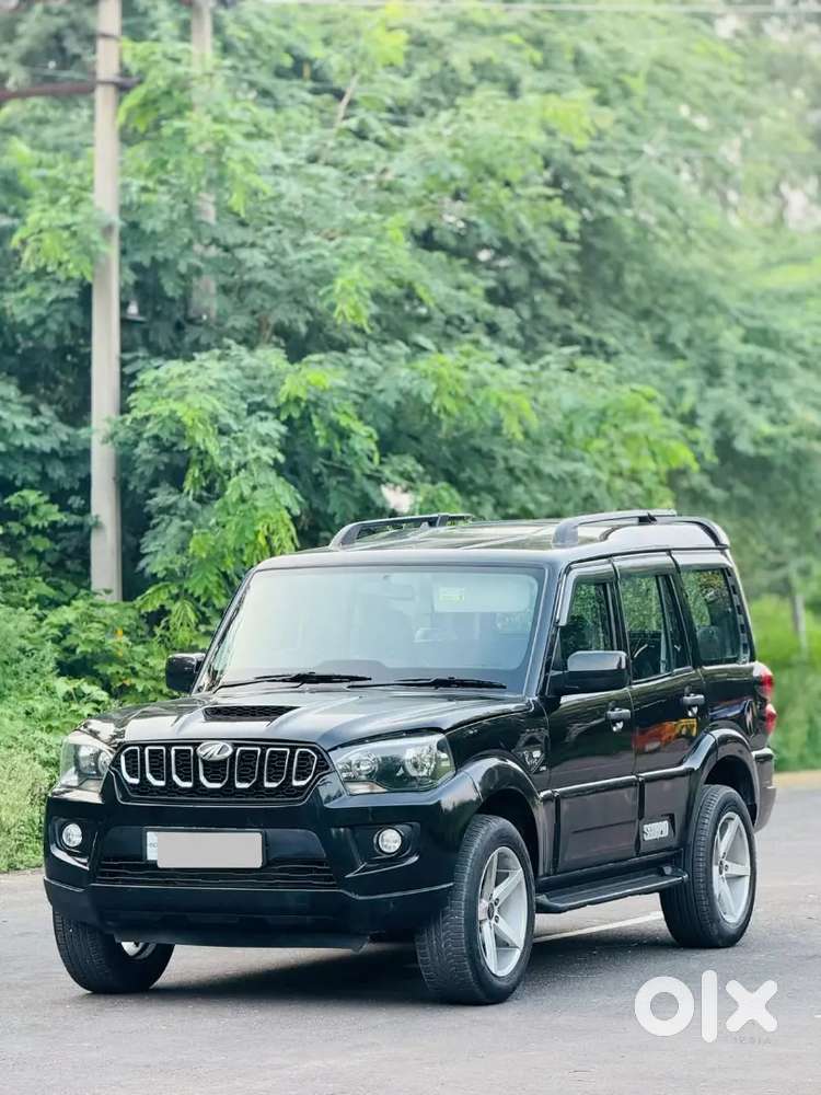 Mahindra Scorpio Classic  S11 2021 2nd Owner