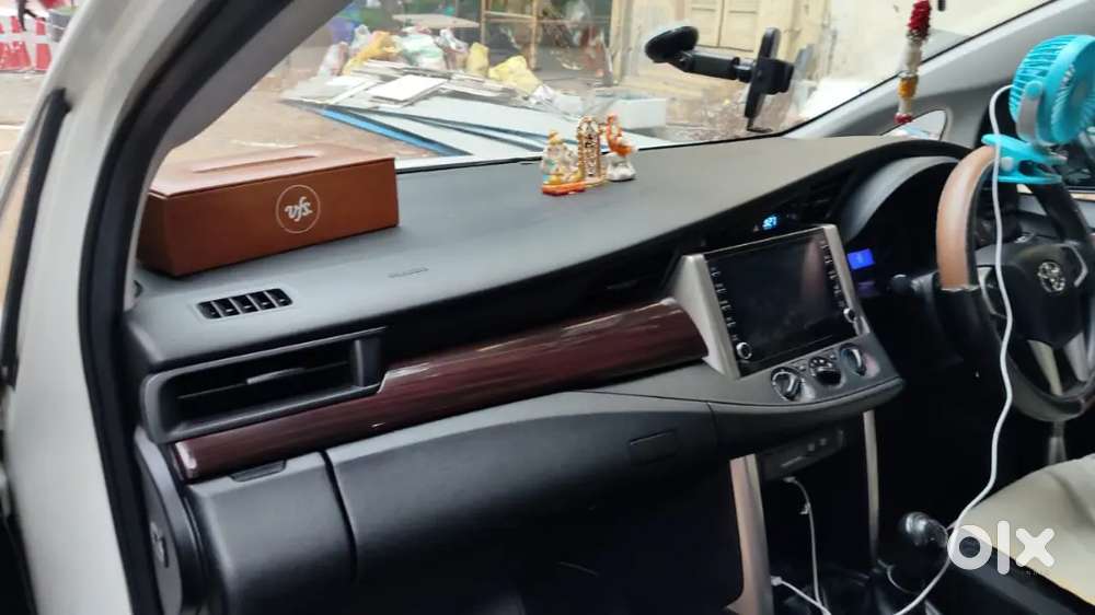 Toyota Innova Crysta 202 Diesel 135000 Km Driven