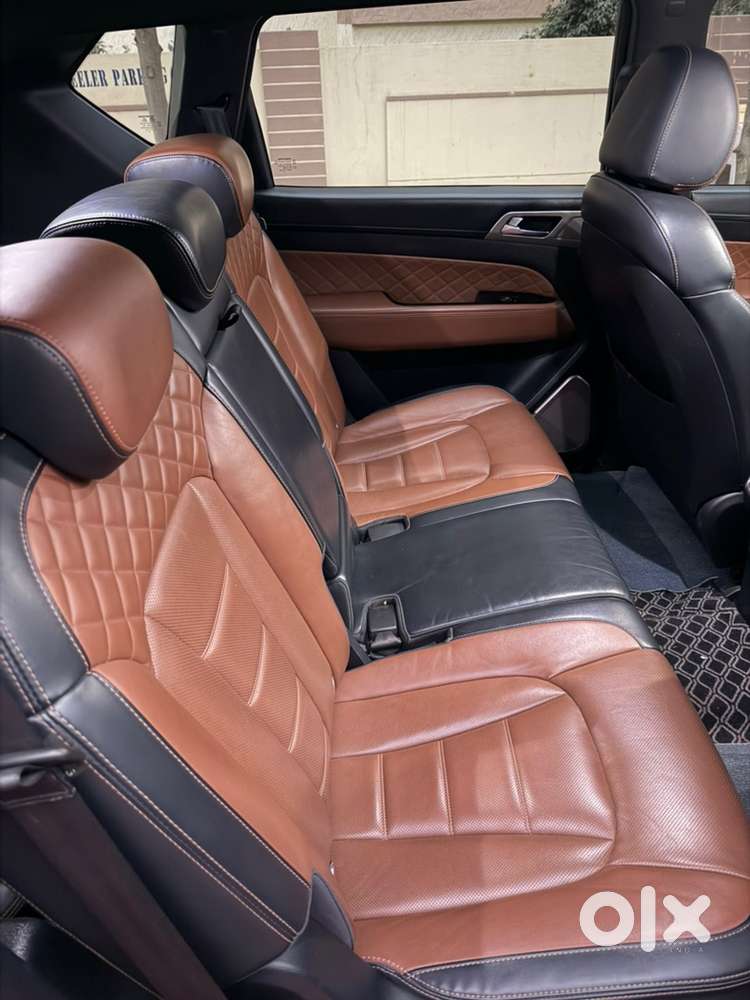 Mahindra Alturas G4 2019 Diesel 96514 Km Driven