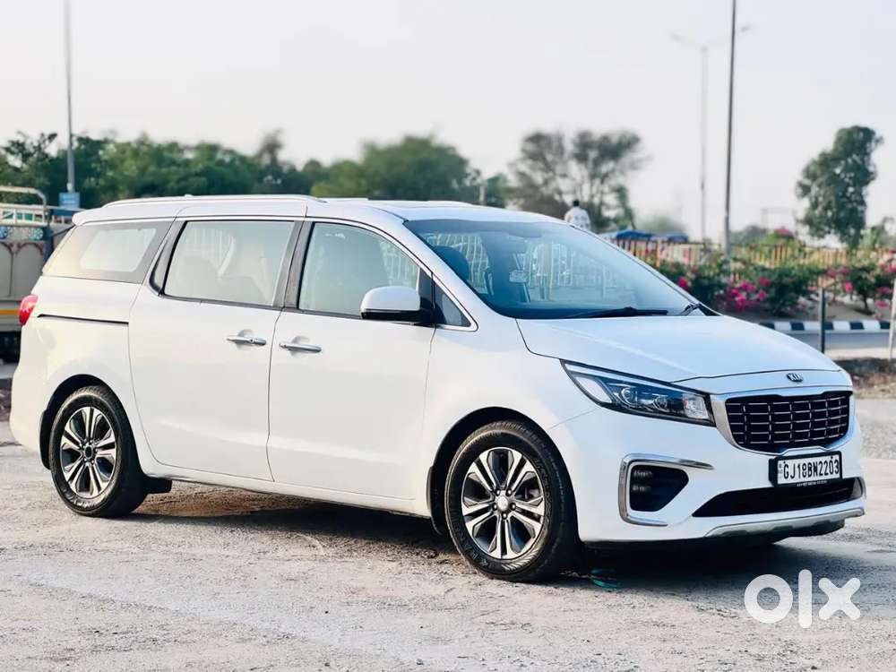 2021 Kia Carnival Limousine Plus
