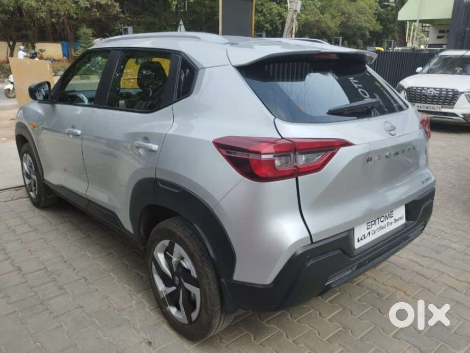 Nissan Magnite Kuro Edition Petrol Amt, 2024, Petrol