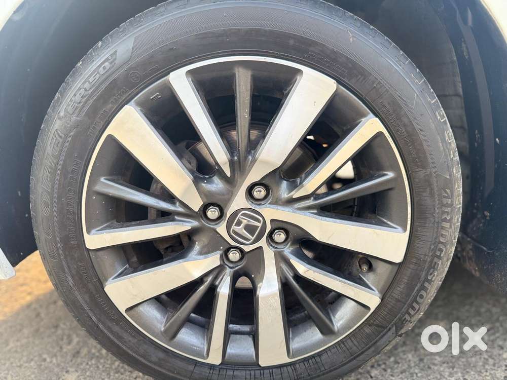 Honda City Zx Petrol Mt, 2022, Petrol
