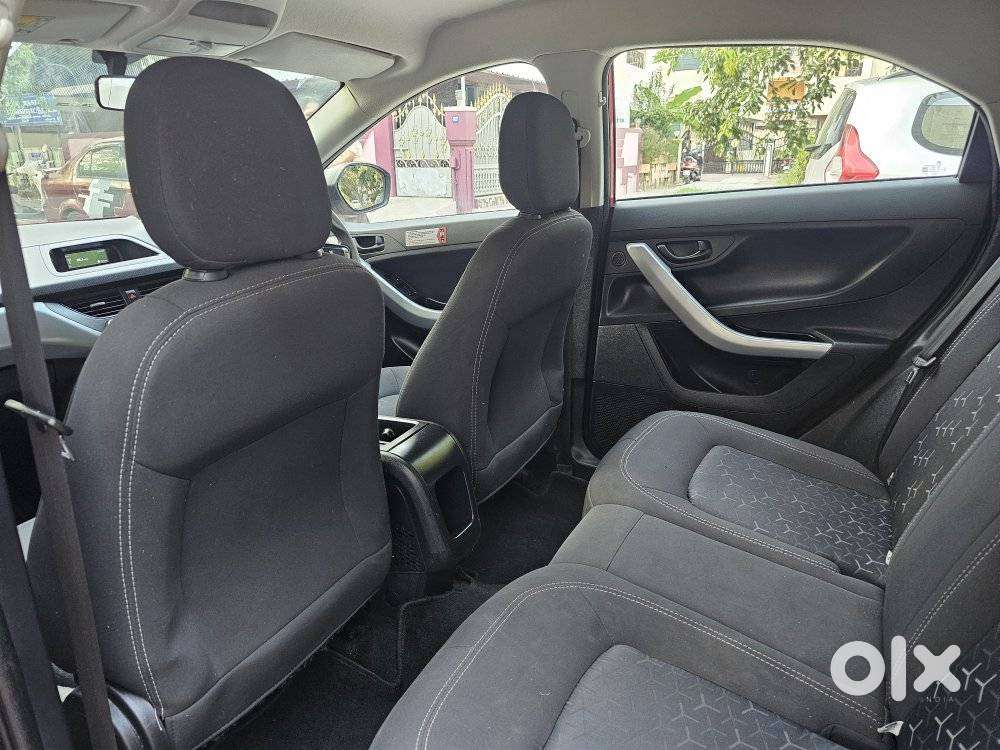 Tata Nexon 1.2 Revotron Xma Amt, 2022, Petrol