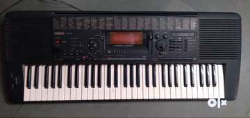 YAMAHA PSR 520 - Musical Instruments - 1788846948