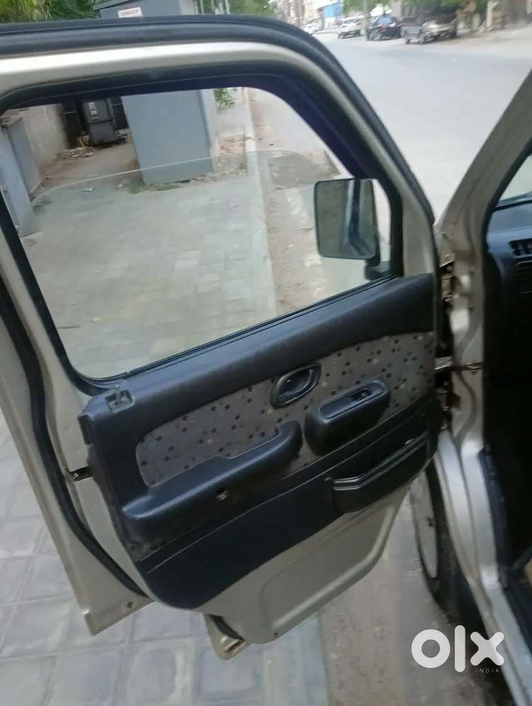 Maruti Suzuki Versa 2004 Petrol 92485 Km Driven