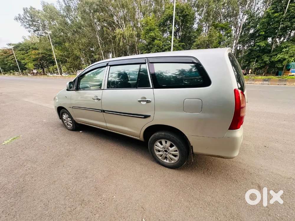 Toyota Innova 2.5v