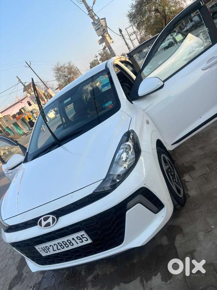 Hyundai Aura 2024 Cng & Hybrids 60000 Km Driven