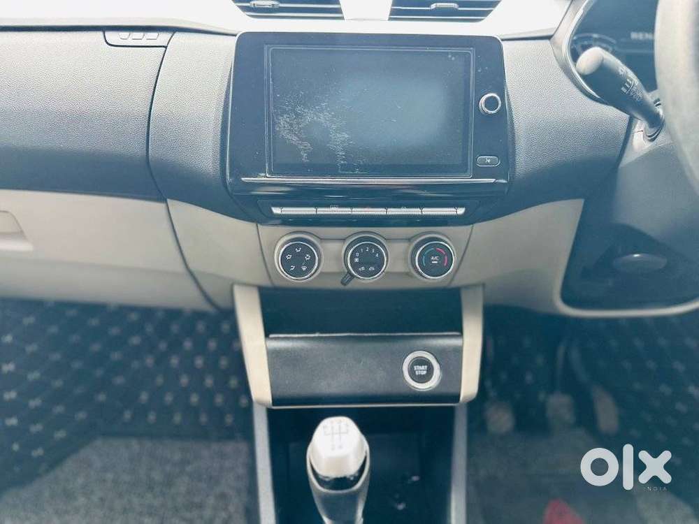 Renault Triber Rxz, 2019, Petrol