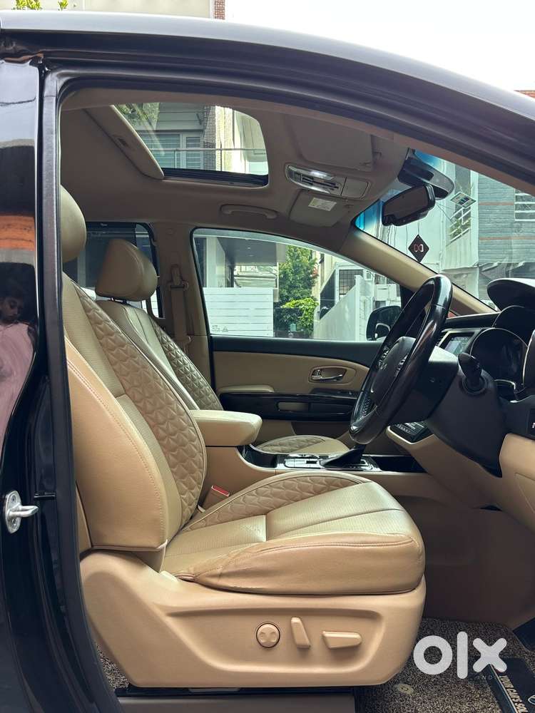 Kia Carnival Limousine Plus 7 Str, 2022, Diesel