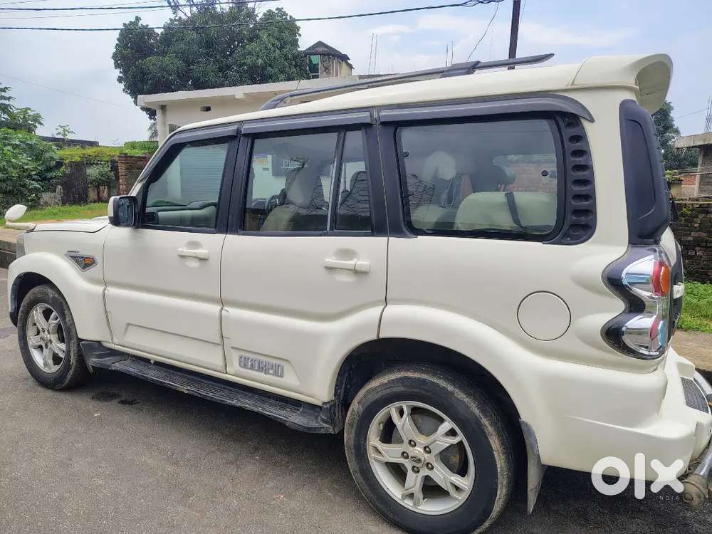 Mahindra Scorpio Diesel 2015