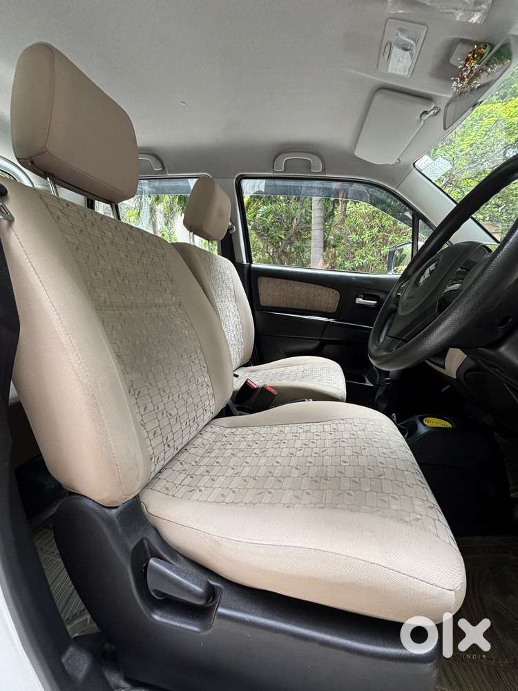 Maruti Suzuki Wagon R Stingray 1.0 Vxi Plus, 2017, Petrol