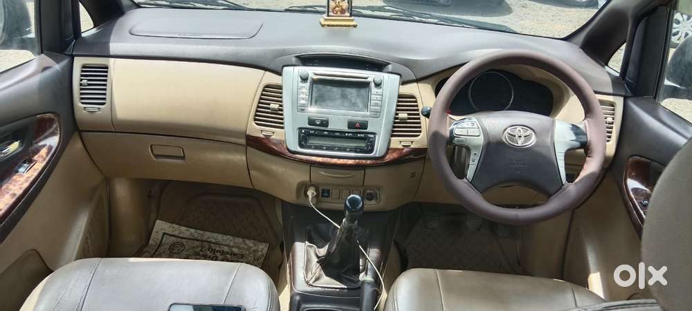 Toyota Innova [2013-2016] 2.5 V Diesel 7 Str, 2012, Diesel