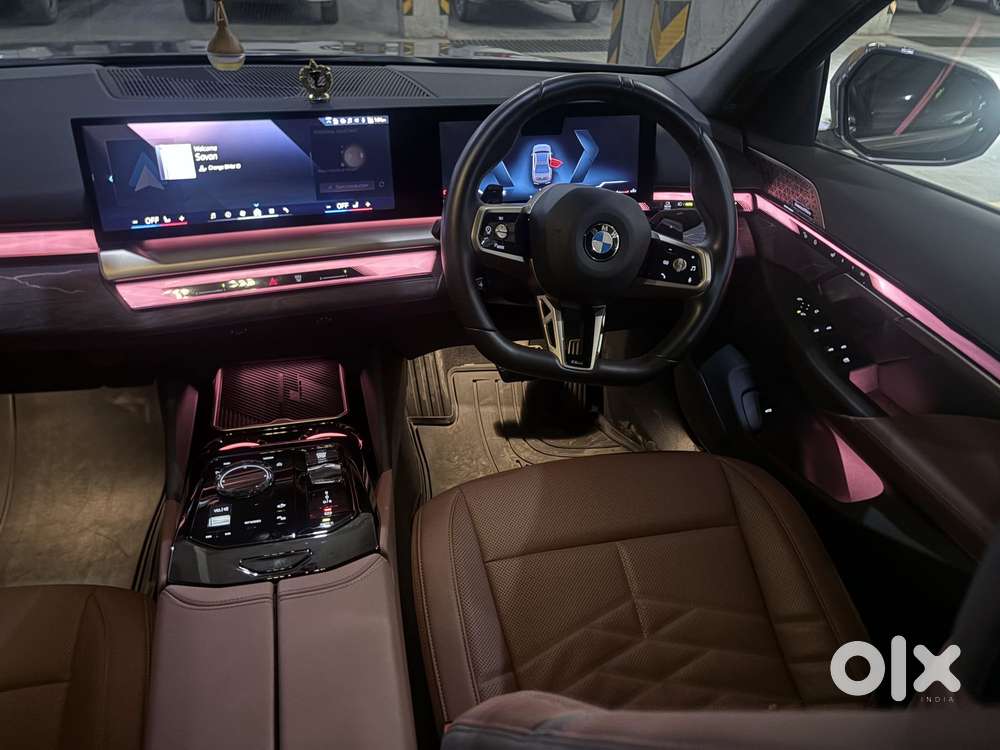 Bmw 5 Series 3.0 530i Touring, 2024, Petrol