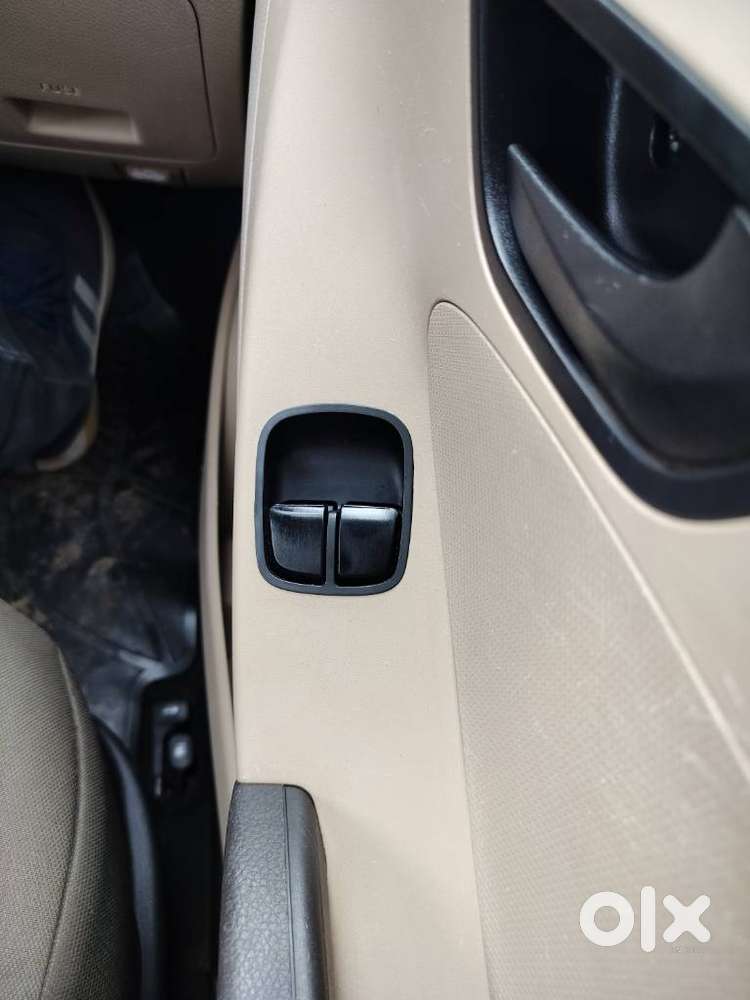 Hyundai Eon Magna +, 2015, Petrol