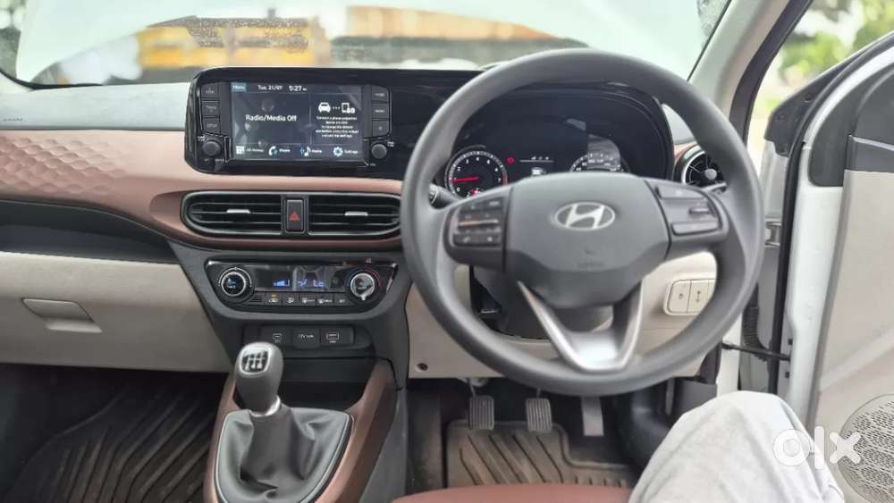 Hyundai Aura 1.2 Sx Cng, 2026, Cng & Hybrids