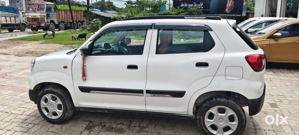 Maruti Suzuki S-presso Vxi, 2024, Petrol