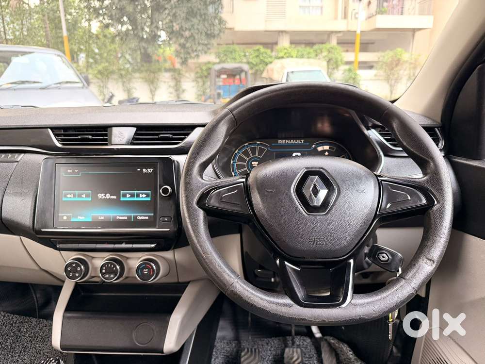 Renault Triber Rxt, 2020, Petrol