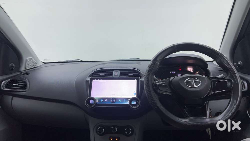 Tata Tiago Xe, 2022, Petrol