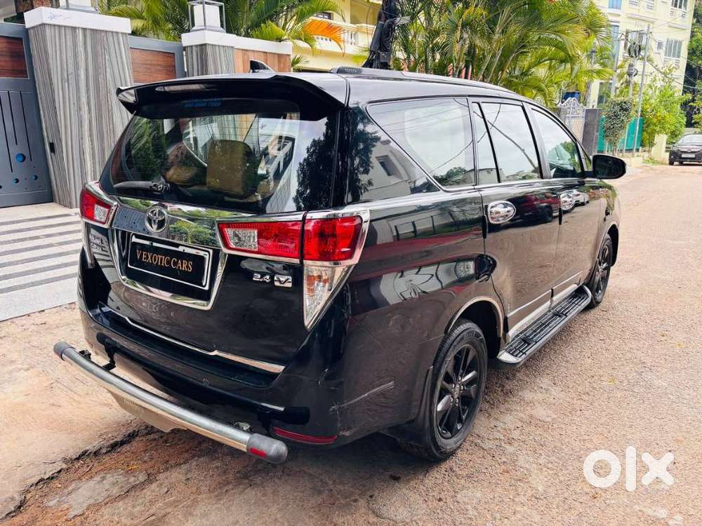 Toyota Innova Crysta 2.4 V, 2017, Diesel