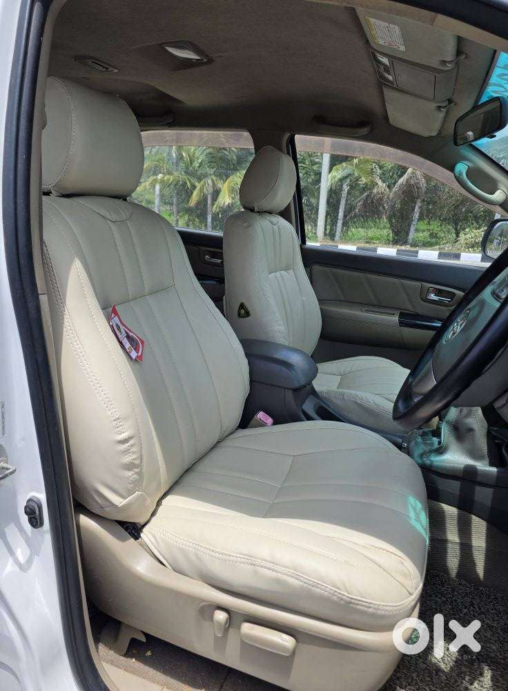 Toyota Fortuner 4x4 Mt, 2012, Diesel