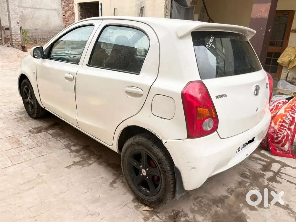 Liva Diesel 2nd Owner Pb03 Bathinda Number Good Car