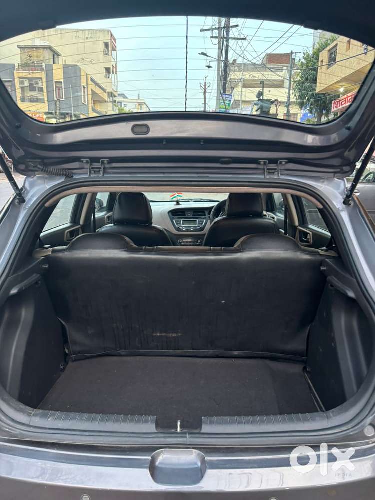 Hyundai I20 Petrol Spotz, 2017, Petrol