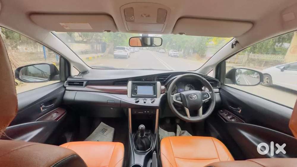 Toyota Innova Crysta [2020-ongoing] 2.4 Gx 7 Str, 2017, Diesel