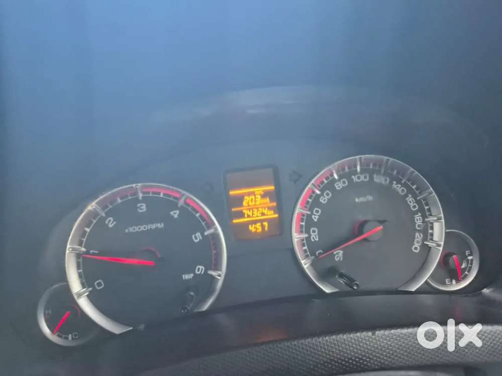 Maruti Suzuki Swift 2015 Diesel 75000 Km Driven
