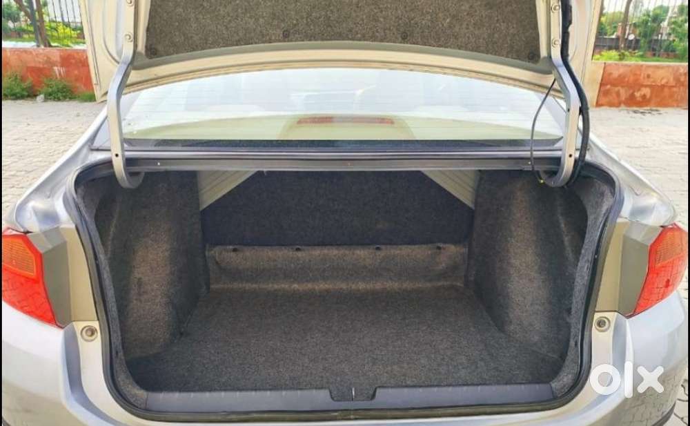 Honda City V Mt Sunroof, 2021, Petrol