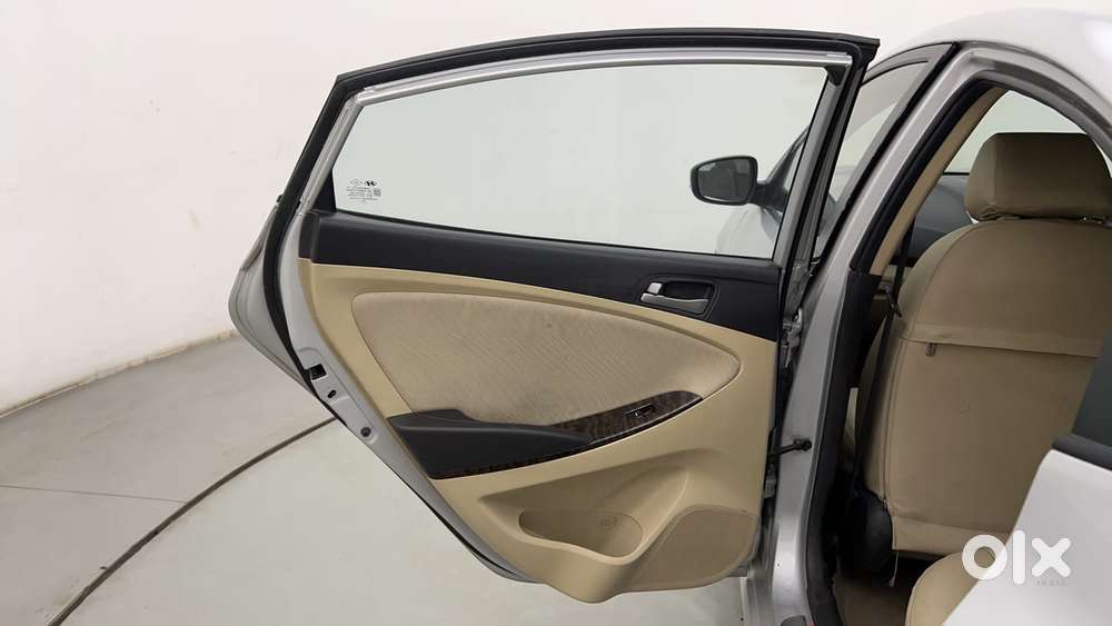 Hyundai Verna 1.6 Sx Vtvt, 2016, Petrol