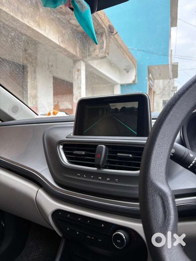 Tata Altroz 2024 Petrol Well Maintained