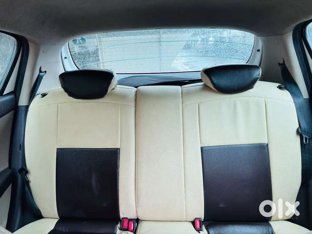Hyundai I20 Sports Petrol Cng 2011 Insurance Valid 215000 Negotiable