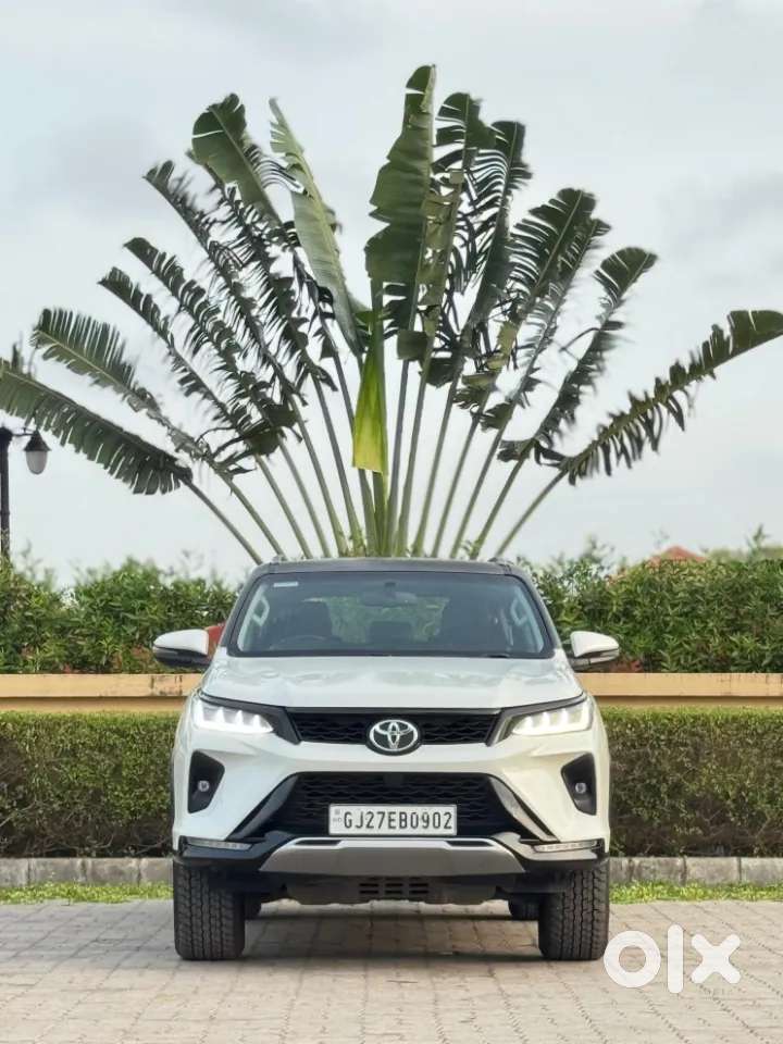 Toyota Fortuner Legender, 2022, Diesel