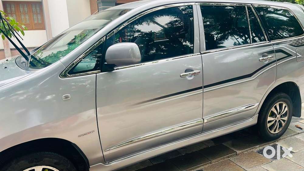 Toyota Innova Diesel 2015 Car
