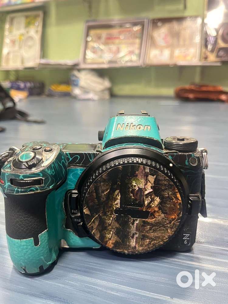 Nikon Z6 店舗購入　美品 Nikon z6 with 24-70f4,85 1.8 ,50 1.8 - Cameras & Lenses in