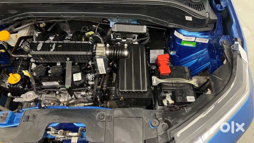 Tata Punch 1.2 Revotron Creative Amt Dual Tone, 2024, Petrol