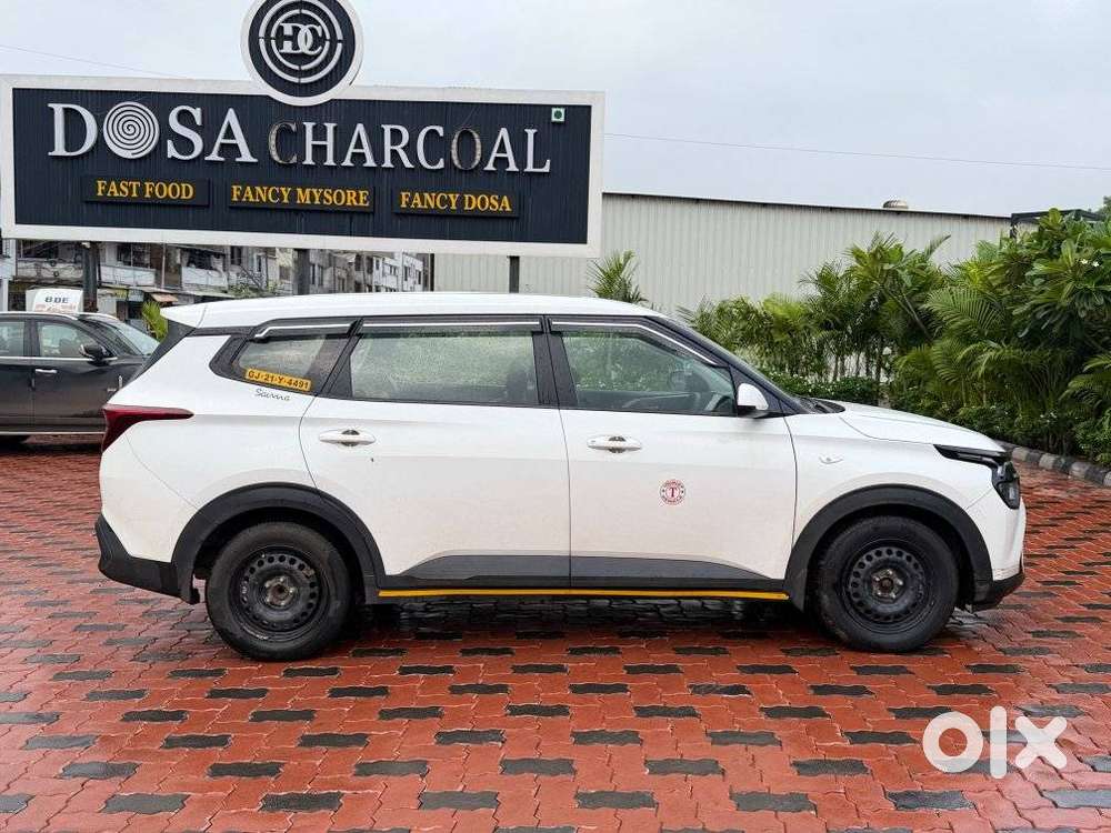 Kia Carens 1.5 Prestige Plus 7 Str Imt, 2023, Diesel