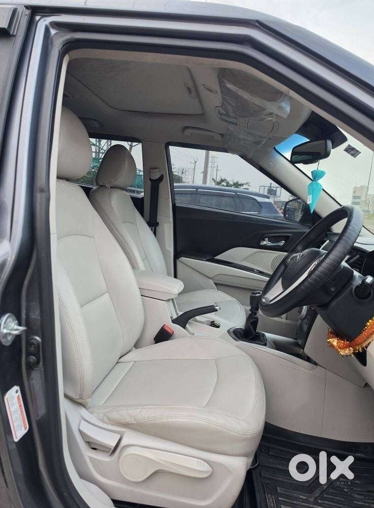 Mahindra Xuv300 W8 Option Diesel, 2022, Diesel