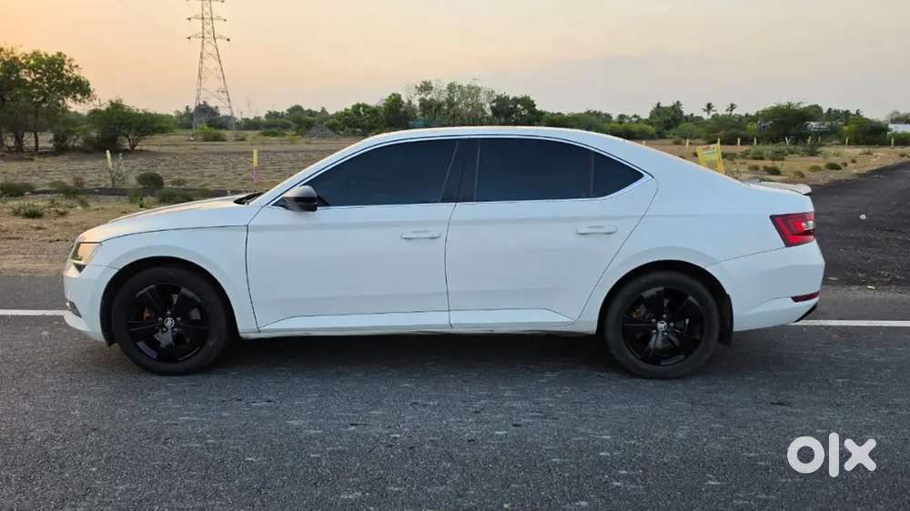Skoda Superb Style 2016 Petrol Manual