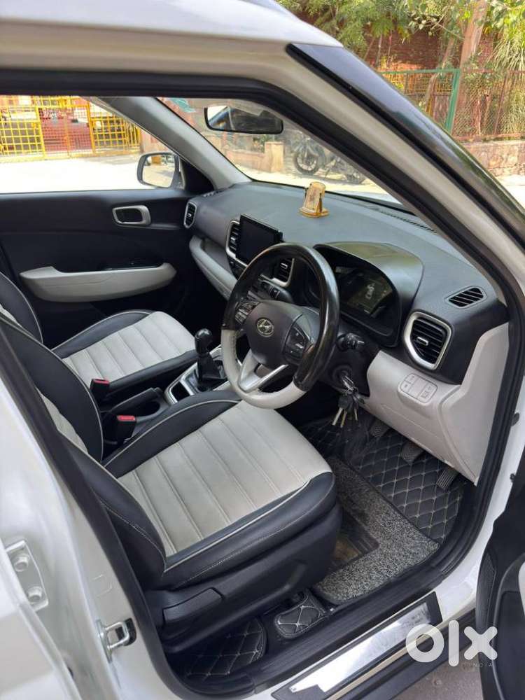 Hyundai Venue S 1.2 Petrol, 2023, Petrol