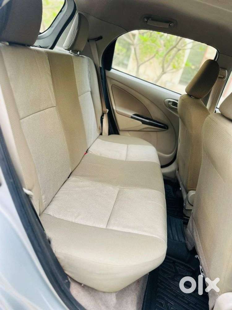 Toyota Etios Liva 2014-2016 Vx, 2015, Petrol
