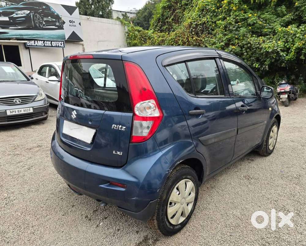 Maruti Suzuki Ritz Lxi, 2012, Petrol